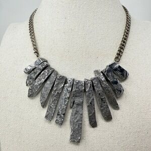 Yochi Chunky Necklace Hammered Metal Pendant Boho Chic Silver Tone